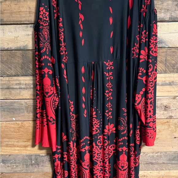 Serengeti Classic Black Apparel - Picture 2 of 3